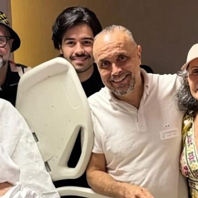 Mauro Mendonça comemora 95 anos com a família, hospitalizado