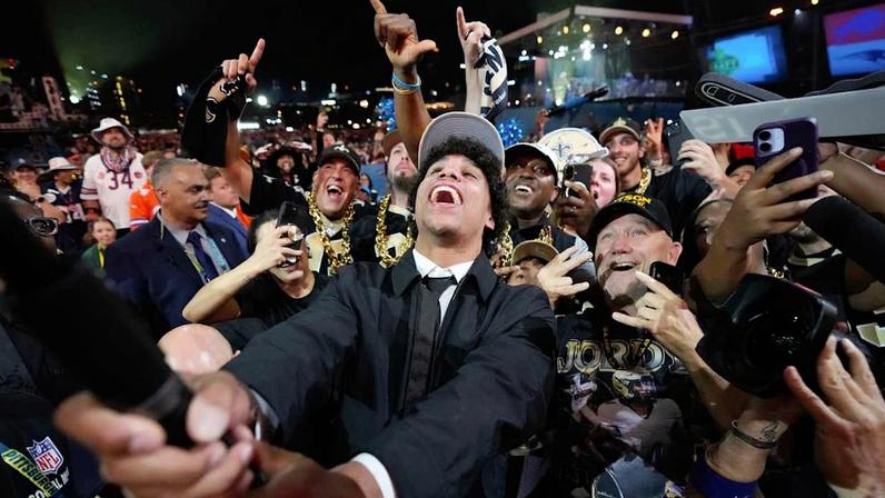 Vencedores e perdedores da 1ª rodada do Draft 2026 da NFL