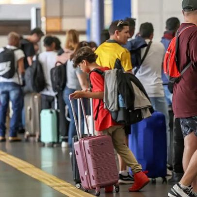 Medidas do governo freiam alta de passagens aéreas