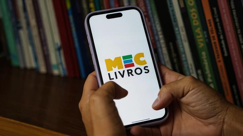 MEC Livros chega a 500 mil usuários e revela obras mais populares