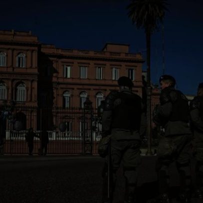 Milei proíbe jornalistas credenciados de entrar na Casa Rosada