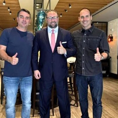 Conselheiro de Trump reforça apoio a Flávio Bolsonaro para 2026