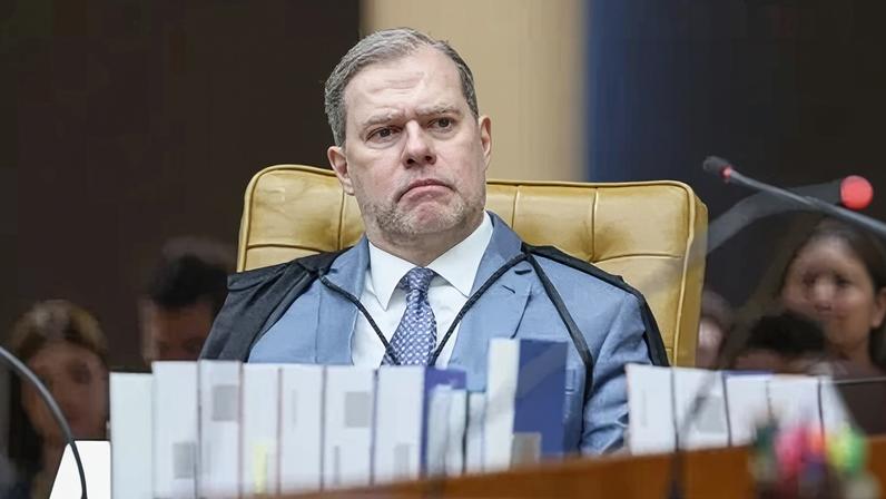 Ministro Dias Toffoli na sessão plenária do STF