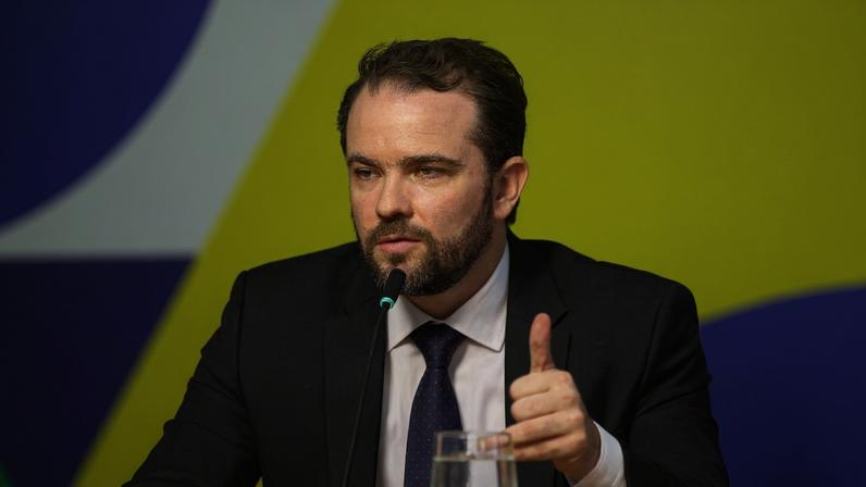 1 de 1 Ministro da Fazenda, Dario Durigan - Metrópoles - Foto: VINÍCIUS SCHMIDT/METRÓPOLES @vinicius.foto