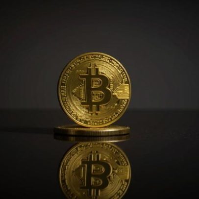 Kaspersky alerta que 26 apps falsos roubam criptomoedas de iPhones