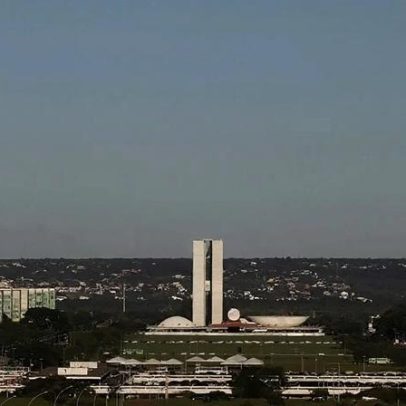 Governo fará ajuste fiscal no ano eleitoral e conterá gastos em 2027, diz Mello