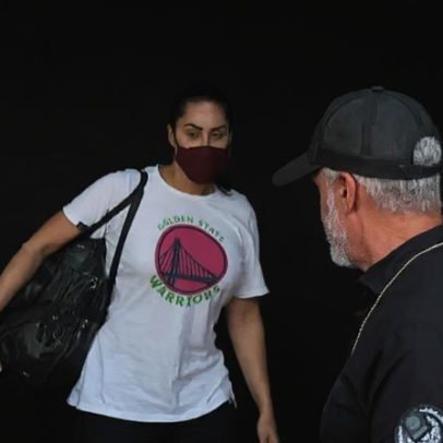 Monique Medeiros, mãe de Henry Borel, se entrega à polícia no RJ