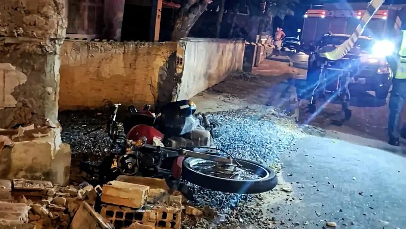 Motociclista “voa” sobre muro após colisão e morre em cidade de SC