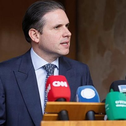 Hugo Motta diz que votará pelo fim da escala 6 X 1 em maio