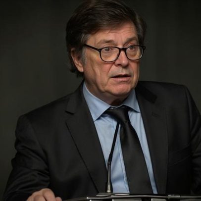 Milei propõe reforma eleitoral com fim de primárias e mudanças de financiamentos