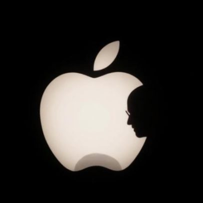 Apple celebra 50 anos e mira IA para retomar posição entre grandes techs