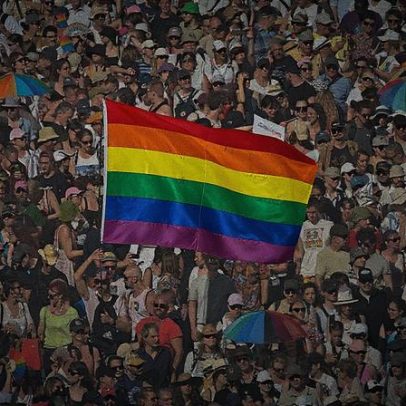 Justiça da UE diz que regras anti-LGBTQIA+ da Hungria violam leis do bloco