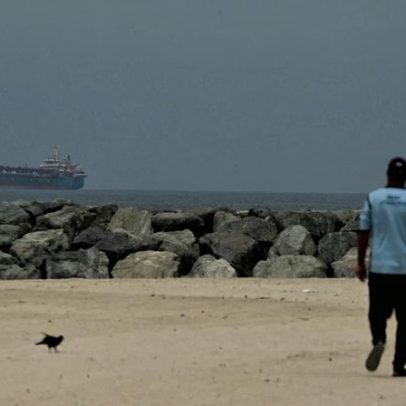 Irã avisa que navios que se aproximarem do Estreito de Ormuz serão alvos