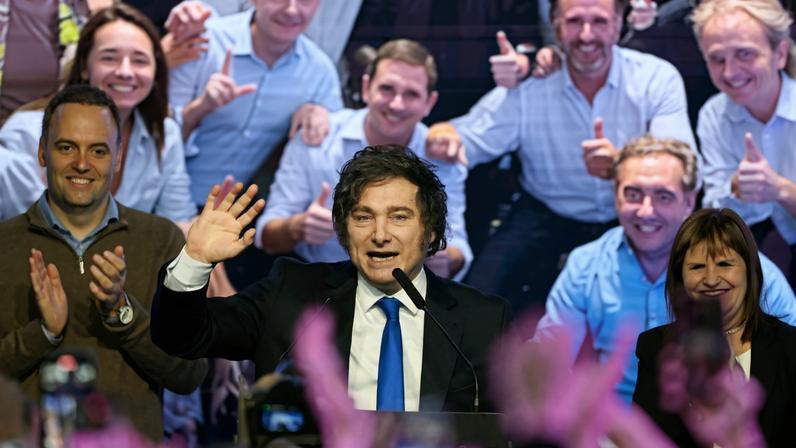Javier Milei criticou jornalistas durante entrevista concedida à TV Pública da Argentina