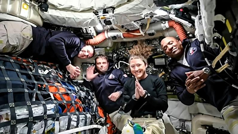 Jeremy Hansen, Reid Wiseman, Christina Koch e Victor Glover, astronautas da missão Artemis II
