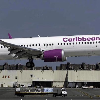 Bebê nasce em voo para Nova York; cidadania depende da localização do avião