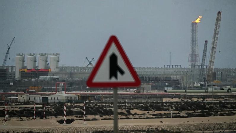 Guerra atinge refinarias de petróleo no Oriente Médio