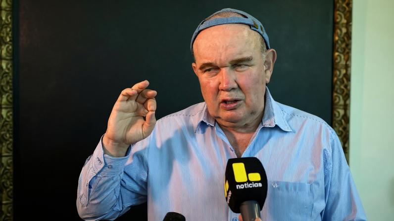 Rafael Lopez Aliaga pediu às autoridades a nulidade das eleições (Foto: LUIS ROBAYO / AFP)