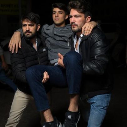 Ex-aluno atira em escola na Turquia e deixa 16 feridos