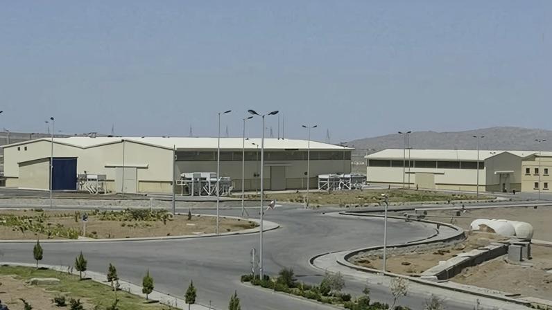 Vista geral da usina nuclear de Natanz, onde o Irã faz o enriquecimento de urânio