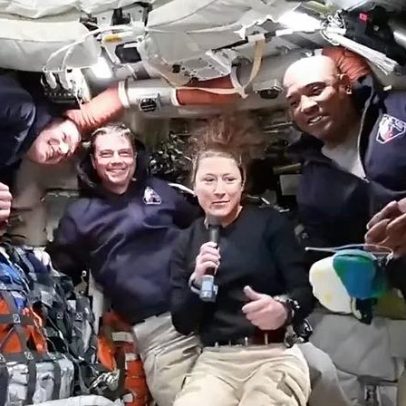 Astronauta da Artemis 2 corrige falha no banheiro da nave Orion