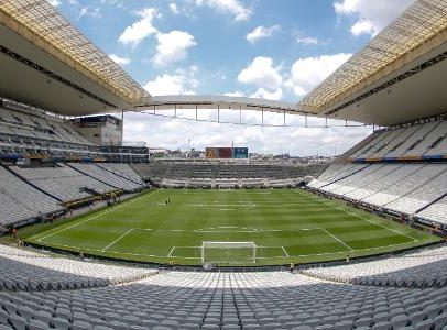 Corinthians usa Palmeiras como base em negociação de naming rights