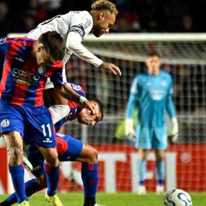 Santos conquista bom resultado apesar de Neymar jogar mal
