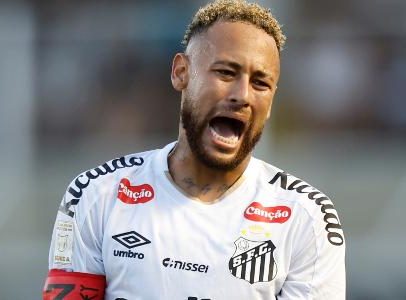 Santos perde novamente com Neymar em atuação pouco eficaz