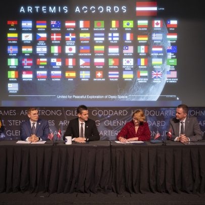 NASA recebe Letônia como mais recente signatária dos Acordos Artemis