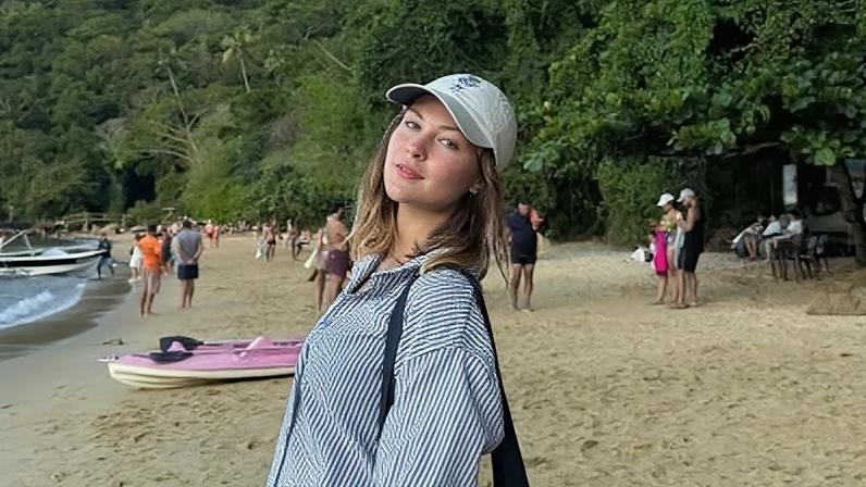 Nikki Meneghel, sobrinha de Xuxa Meneghel