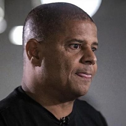 Marcelinho Carioca acusa advogada de golpe envolvendo quase meio milhão