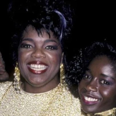 Oprah Winfrey revela cicatriz de vestido de 5,4 kg no Oscar 1986