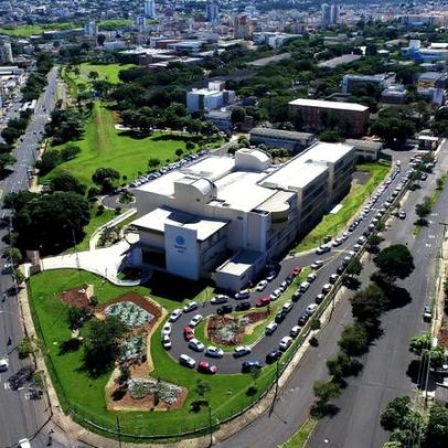UFU abre concurso com 6 vagas para docentes