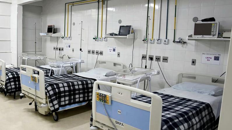 Ambiente hospitalar moderno, em referência aos serviços prestados em hospitais universitários federais. Crédito: Governo Federal.