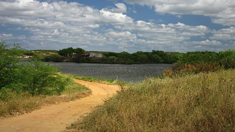 Paisagem do semiárido no Seridó potiguar. Crédito: TOK de HISTÓRIA.