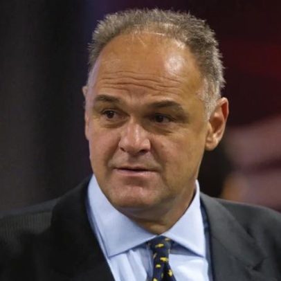 Morte de Oscar Schmidt repercute no exterior como ícone do basquete