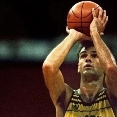 Ex-colegas de Oscar exaltam legado no basquete; seleção era sagrada