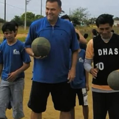 Projeto viabilizado por Oscar Schmidt vence torneio escolar nacional