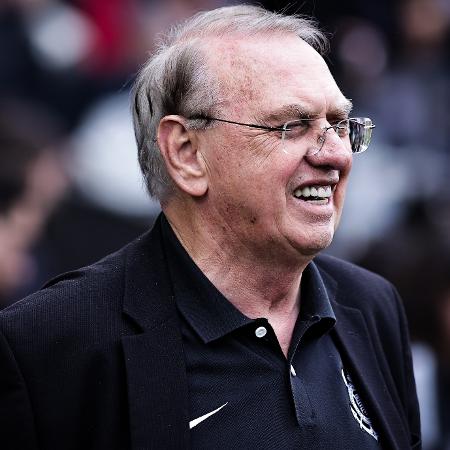 Osmar Stábile não viajou com o elenco do Corinthians à Fortaleza