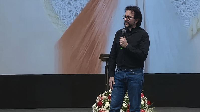 Padre Fábio de Melo diz que fama é inferno e admite erros