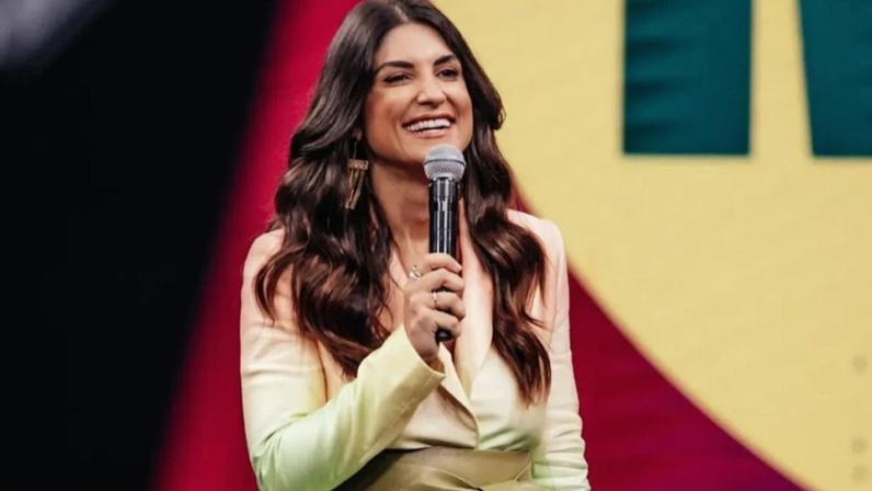 Pâmela Lucciola recusa proposta e deixa a Band após fim do Melhor da Noite