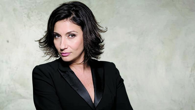 Zizi Possi