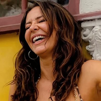 Paolla Oliveira faz ensaio de lingerie e recebe elogios