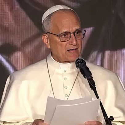 Papa Leão XIV alerta sobre democracia em carta após críticas de Trump