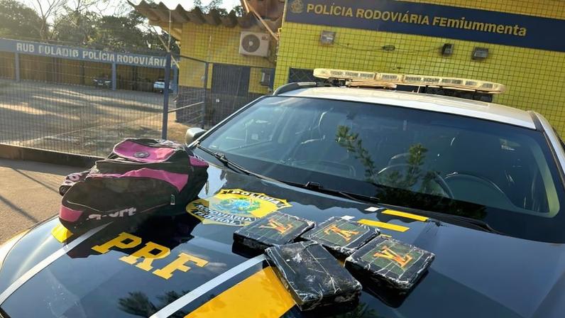 Passageira que levava drogas em ônibus para Montes Claros é presa pela PRF em Patos de Minas