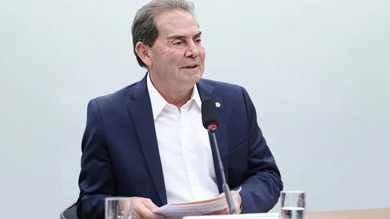 O deputado Paulinho da Força é metalúrgico e sindicalista