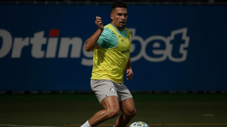 Paulinho tem feito bons treinos na Academia de Futebol e está próximo de retorno
