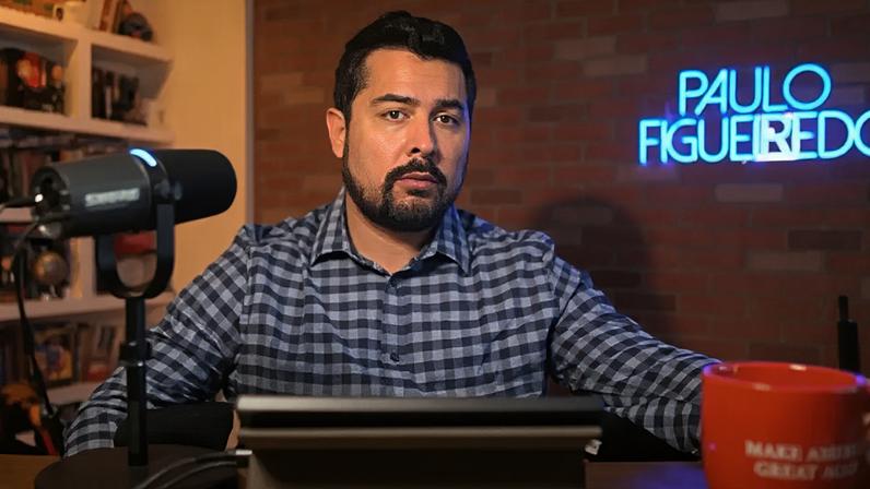 Jornalista brasileiro diz que falará sobre atos de Moraes contra brasileiros nos Estados Unidos. (Foto: reprodução/Youtube Paulo Figueiredo)