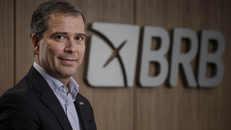 Brasília (DF), 16/04/2026 - Polícia Federal prende ex-presidente do BRB. Paulo Henrique Costa foi alvo da Operação Compliance Zero.