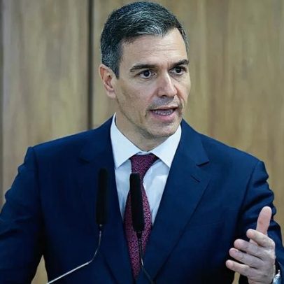 Espanha regularizará 500 mil imigrantes sem documentação